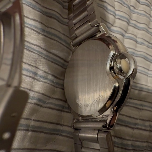 Men’s Adesso Art Deco ss quartz watch, 39mm, light scratches - Picture 5 of 7